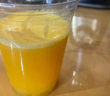 Свежевыжатый апельсиновый сок