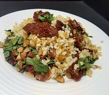 Булгур с вялеными томатами 