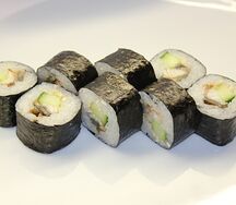 Ролл Унаги маки