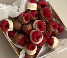 Малина в шоколаде 