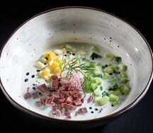 Окрошка с говядиной на айране 