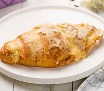 Круассан миндальный