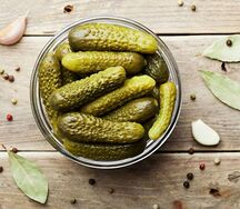 Огурчики маринованные