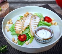 Цезарь с куриной грудкой