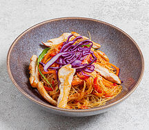 Wok рисовая лапша с курицей