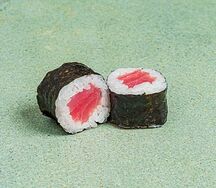 Хосомаки с тунцом