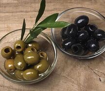 Оливки и маслины