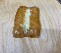 Пирог с сосисками и сыром