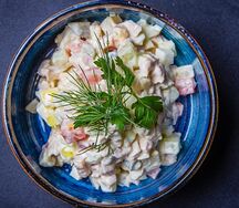 Оливье с куриной грудкой