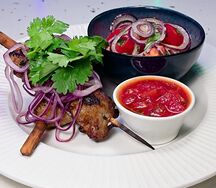 Шашлык из свинины с томатным соте