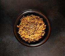 Жареный рис с овощами