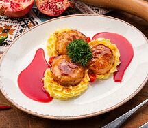 Котлеты из индейки с картофельным пюре 