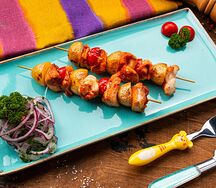 Мини-шашлык из курицы детское меню