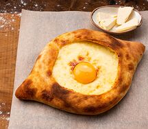 Хачапури по-аджарски