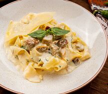 Паппарделле с белыми грибами