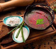 Борщ с салом