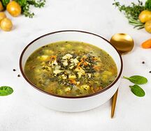 Щи зеленые с цыпленком