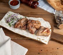 Шашлык из cвинoй шейки