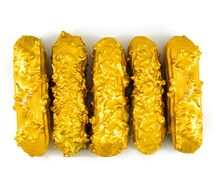 Эклер Амаретто-миндаль