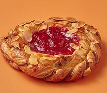 Слойка Малина-Миндаль