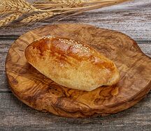 Пирожок с капустой печёный