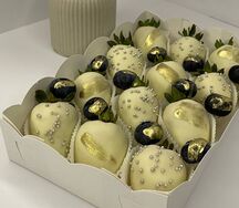 Набор клубники в шоколаде Элегантный