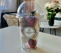 Стакан с клубникой в шоколаде М