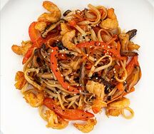 Вок с креветкой