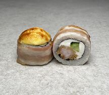 Запеченный с беконом и креветкой