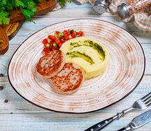 Куриные котлетки с картофельным пюре