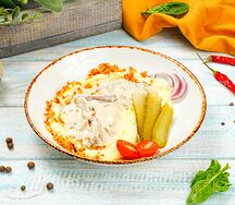 Бефстроганов из говядины с картофельным пюре