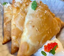 Крымские хрустящие пирожки с мясом и сметаной