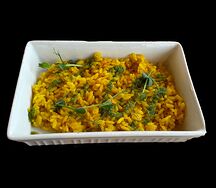 Рис с куркумой и соусом песто