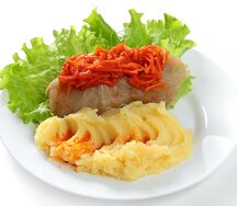 Голубец с гарниром