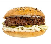 Бургер с томленой говядиной