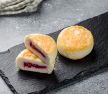 Сырники с вишней (2 шт.)