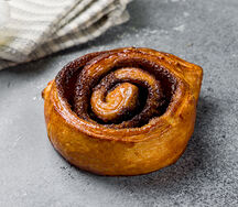 Булочка с корицей