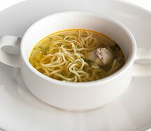 Суп-лапша с курицей и лапшой