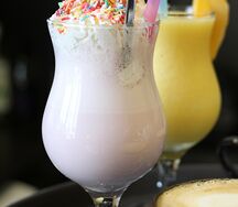 Клубничный коктейль