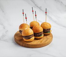 Микро бургеры из мраморной говядины