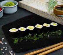 Маки с авокадо