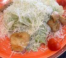 Цезарь с курицей