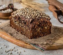 Хлеб ржано-пшеничный с семечками