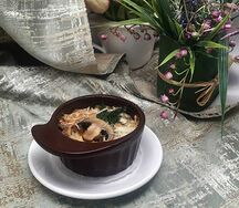 Жюльен грибной в глиняном горшочке