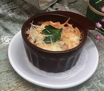Жюльен с куриным филе и грибами