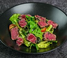 Салат Нисуаз с тунцом yellowfin