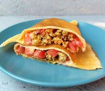С фаршем, помидорами и сыром