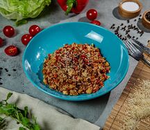 Тяхан с курицей и овощами