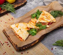 Кесадилья с курицей