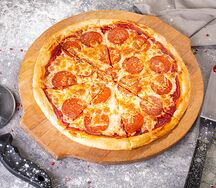 Пицца пепперони